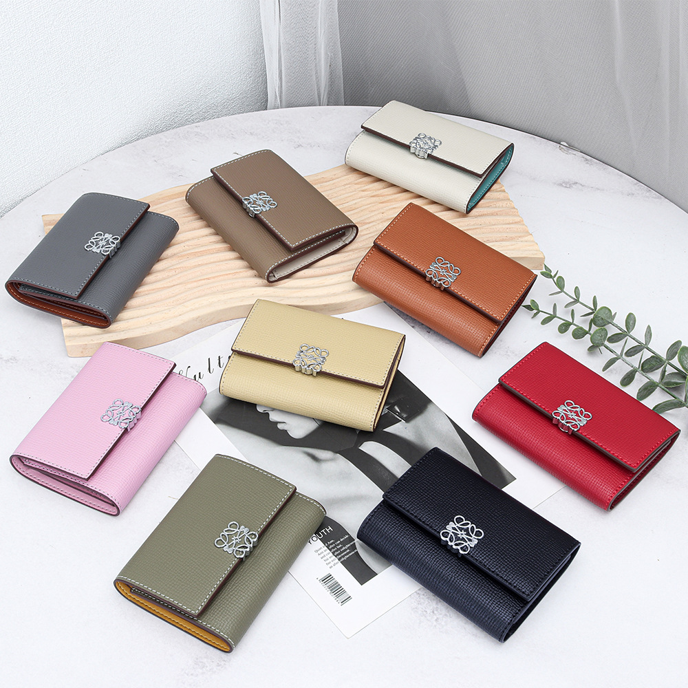 Leather Short Ladies Purse New Fashion Multi - Functional Folding Small Wallet Multi - Clip Leather Small Short Wallet 2026s hot