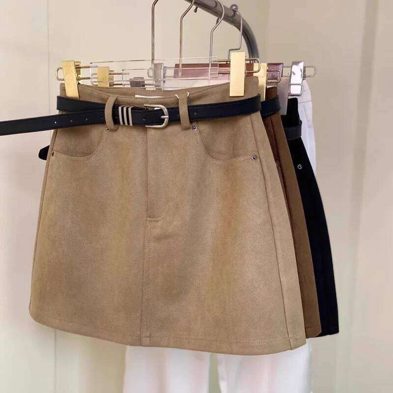 2025 New Fashion Suede Mini Women Vintage All-Match Streetwear Brown Short Skirt Autumn Winter High Waist A-Line Skirts XJ260131