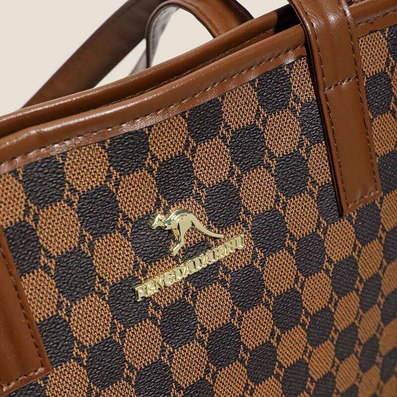 Mommy Bag Versatile Plaid Soft Leather Single-Shoulder Bag, Large Capacity Tote for Work and Commuting, Stylish Women's Handbag