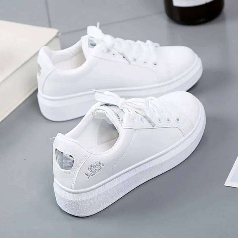 Girls Autumn Casual Soft Soled Childrens Fashion Versatile Sneakers Woman Low Top Front Lacing Solid Color Kid White Shoes Y260128