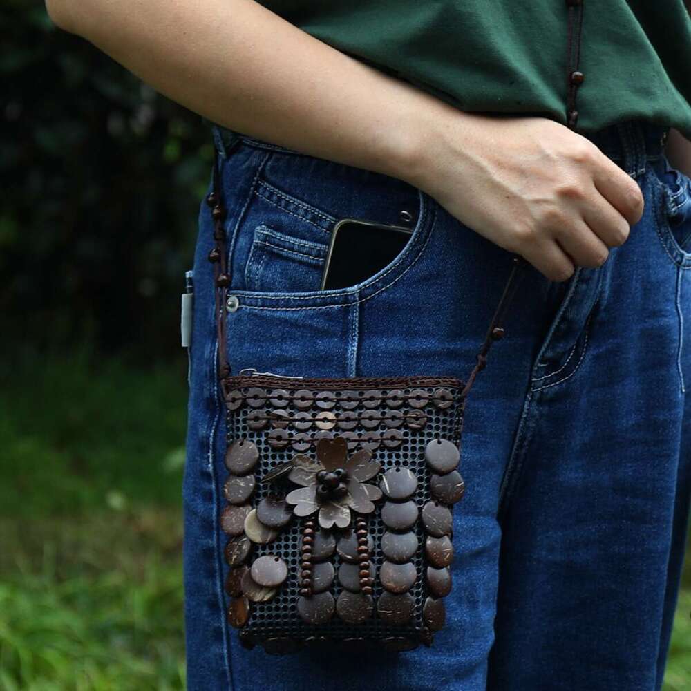 Handbag Small Wallet Crossbody Beaded Coconut Shell Woven Bag