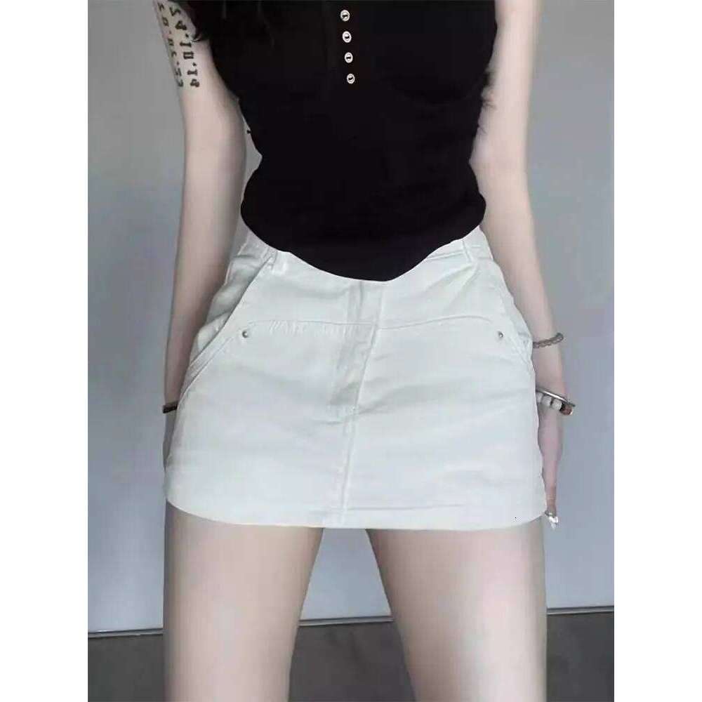 Y2k Spice Girl Low Waist White Denim 2025 Summer New Anti-light Skinny A-word Mini Skirt XJ260131