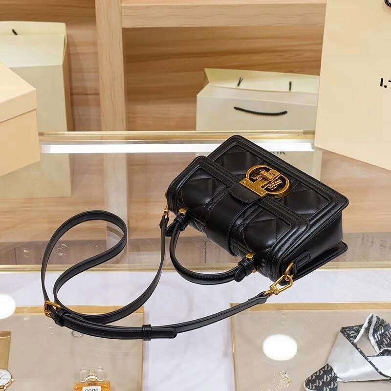 Women's genuine diamond grid handbag, women's 2023 new autumn and winter high-end designer crossbody shoulder bag