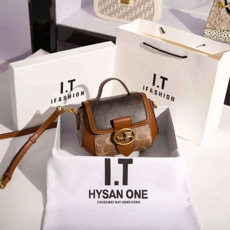 2025 New minimalist and fashionable small handbag, women's bag with contrasting colors, designer's high-end single shoulder cros