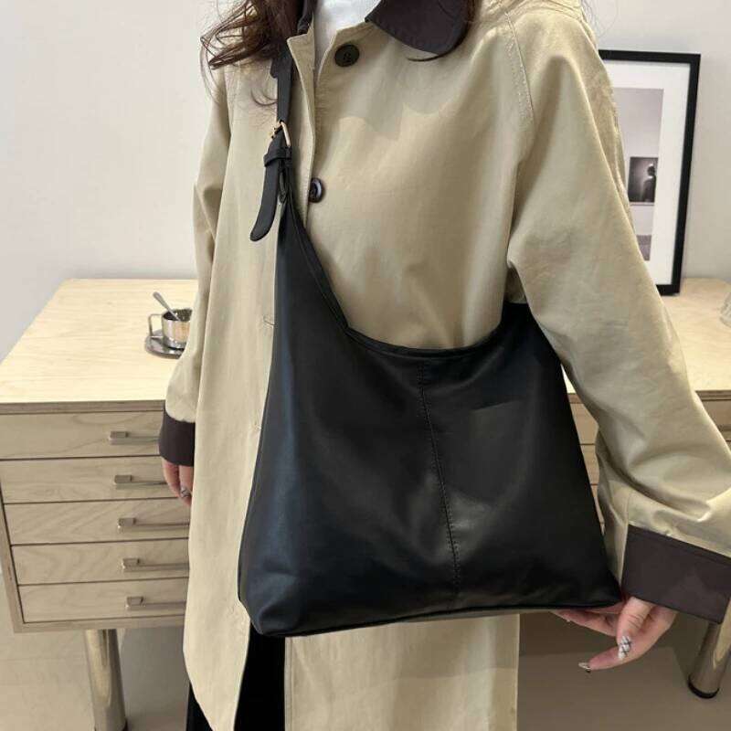 Korean Style Commute Shoulder Retro Large Capacity Pu Leather Tote Solid Color Minority Design Women's Underarm Bag XJ260131