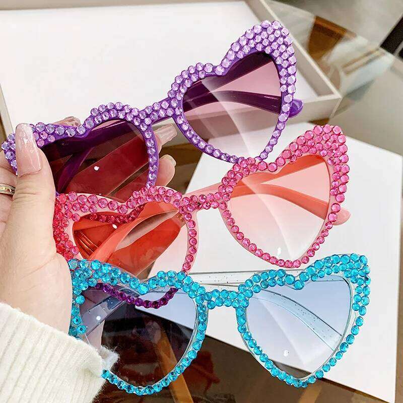 Women Pink Diamond Frame Heart Shape Sunglasses UV400 Light Luxury Brand Sun Glasses for Ladies Wedding Party Fashion Eyewear H260130