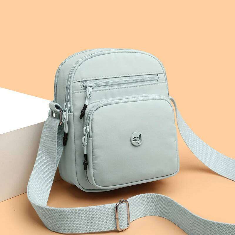 Multi-layer multi-functional single-shoulder stylish crossbody bag made of women's Oxford fabric - suitable for travel and