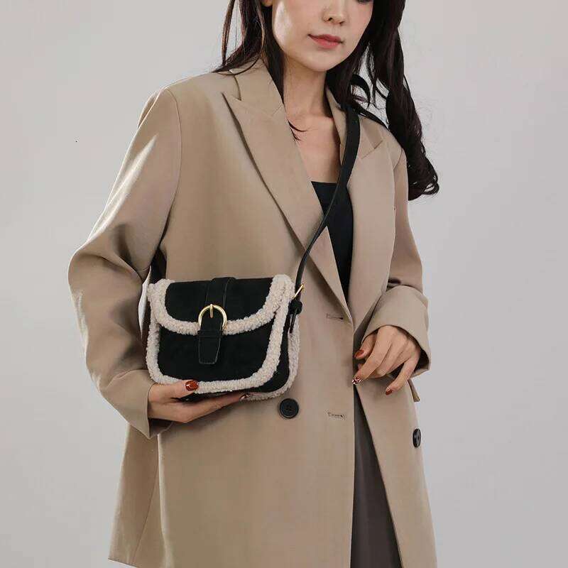 Autumn Winter Plush Bag Women's Korean Retro Small Square Handbags New Suede Lamb Wool Patchwork Shoulder Crossbody Bags XJ260131