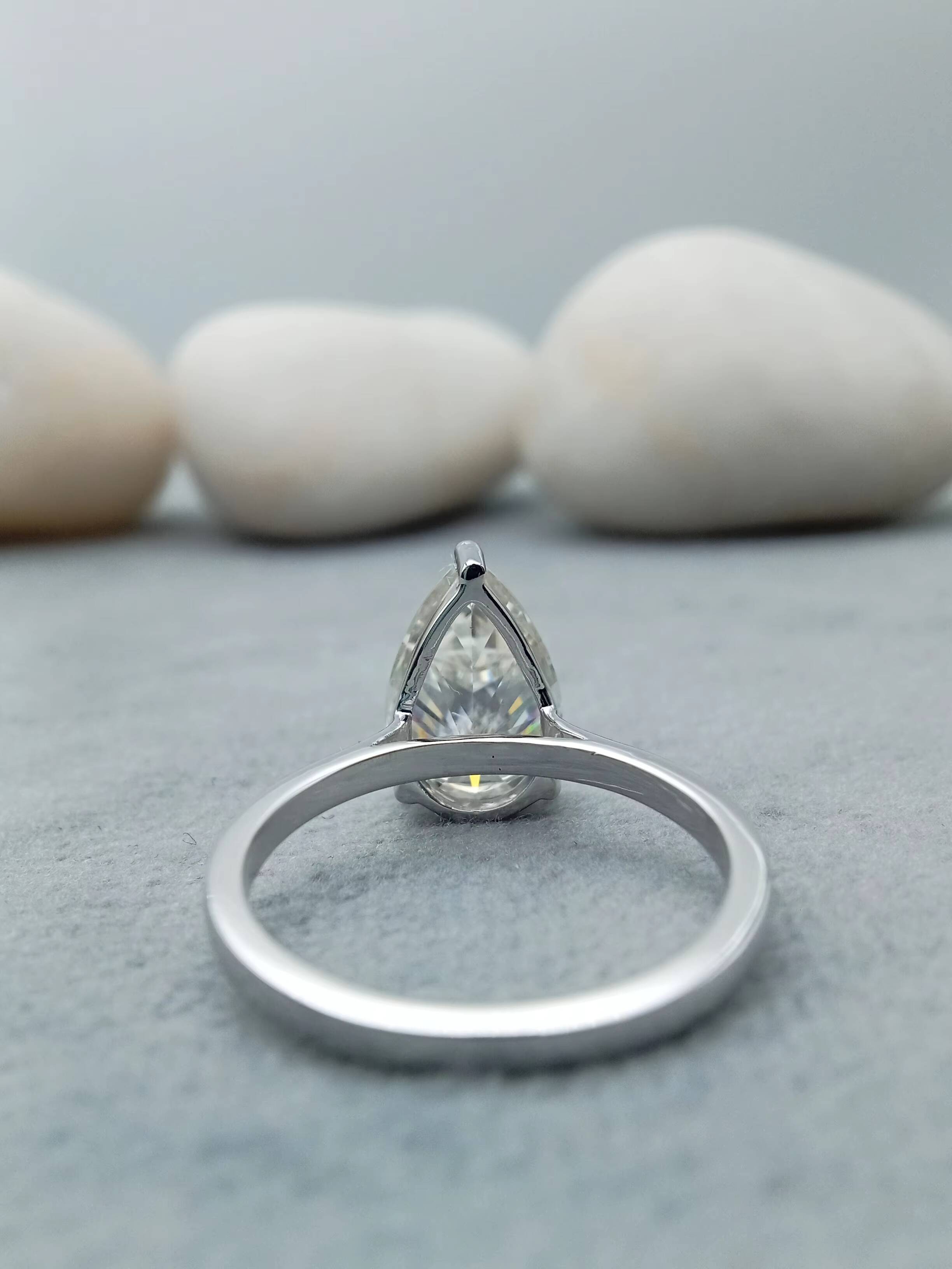 Fancy Fine Jewelry Custom 10K Gold Engagement Ring VVS Lab Grown Pear Cut White Wedding Diamond for Certificate 100