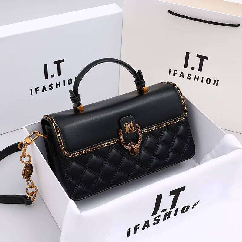 Ladies' handbag diamond grid 2024 new autumn and winter high-end small square designer crossbody shoulder bag