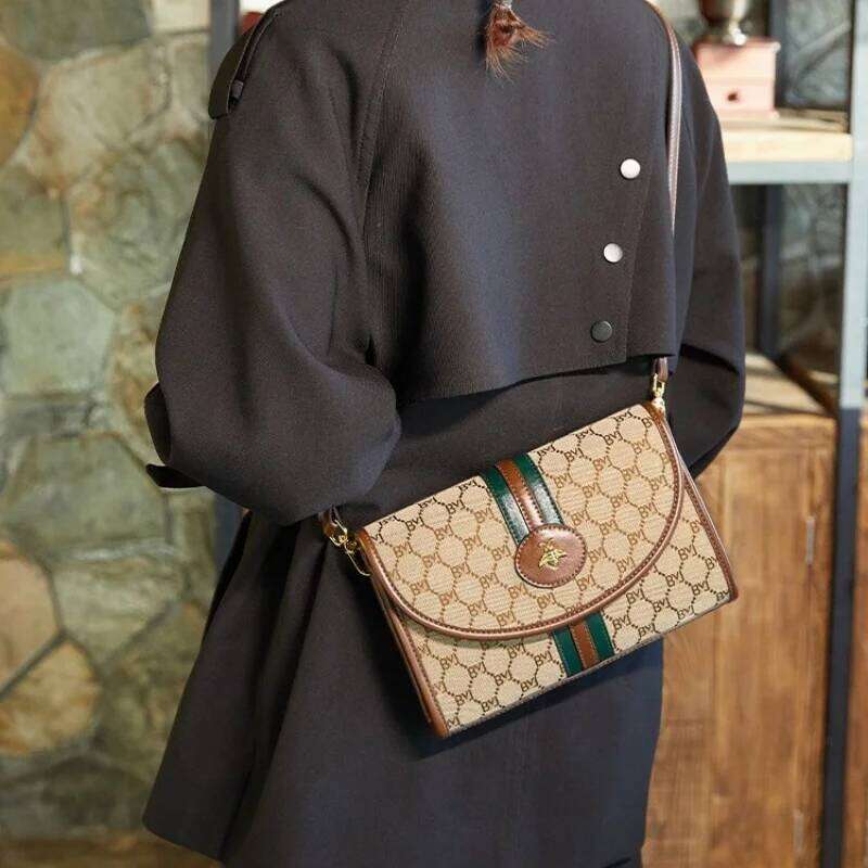 European and American vintage women's casual versatile crossbody bag, retro fashion shoulder bag