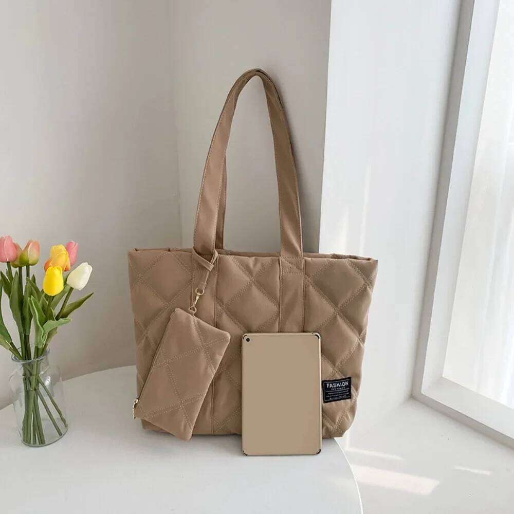 Women Handbag Fall Winter Fashion Rhombus Space Cotton Suit Shoulder Large Capacity Solid Color All-Match Shopping Tote Bag