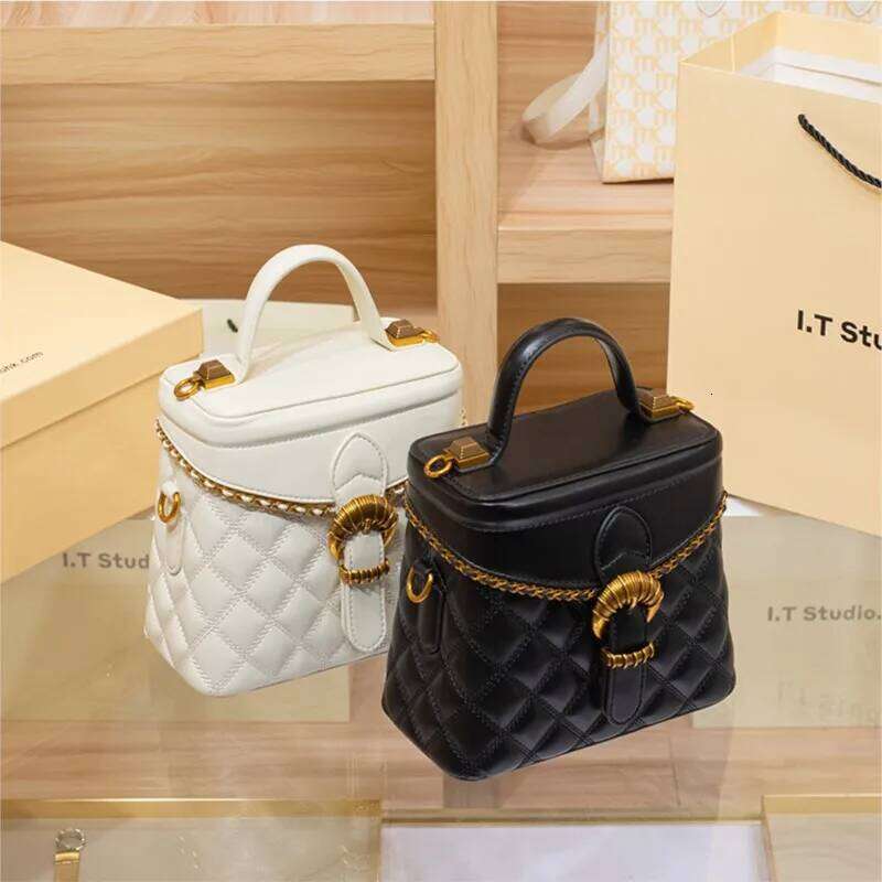 Luxury Women's Genuine Leather Bucket Bag with Advanced Texture 2024 Autumn/Winter New Designer Chain Single Shoulder Crossbody