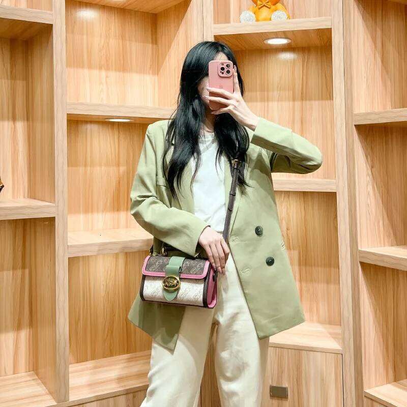 Women's handbag 2023 new high-end leather pillow crossbody small square bag, women's autumn and winter horse drawn cart