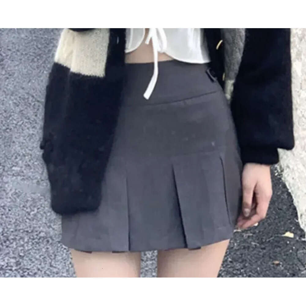 Mini Pleated Skirts Women Solid Korean Fashion Casual Simple Chic Basic Preppy Style Streetwear All-match Spring Faldas Mujer XJ260131