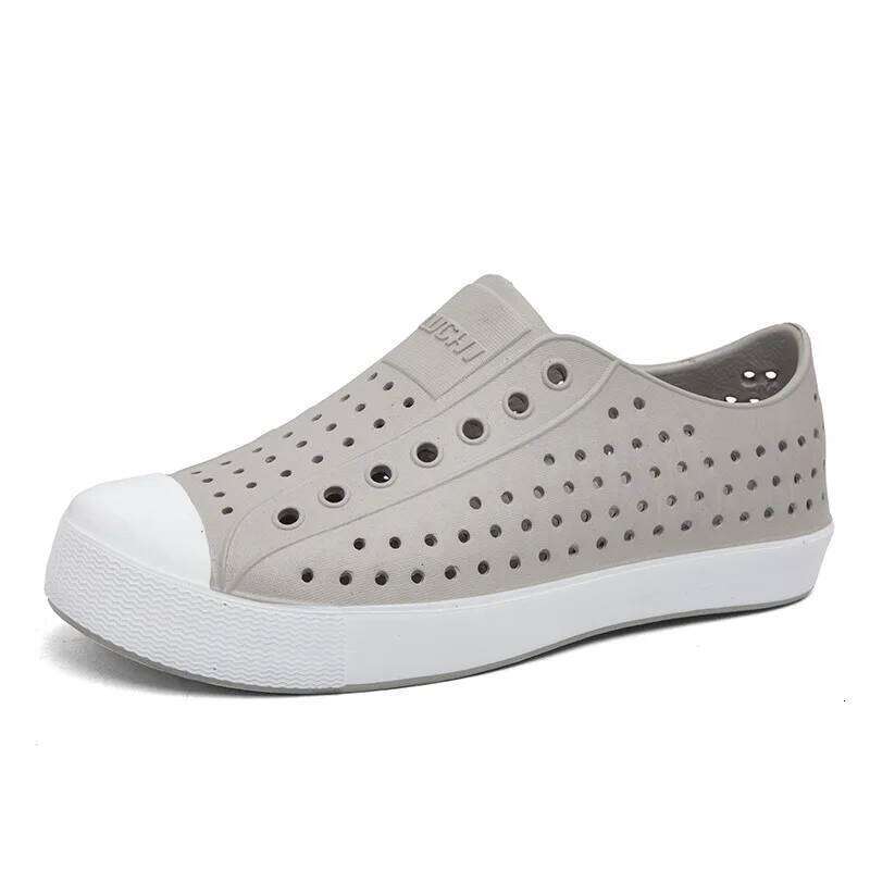 Breathable Non-slip Korean-style Comfortable Kids High Quality Summer Crocs Boys Hollow-out Shoes Wading Beach Baotou Sandals Y260128