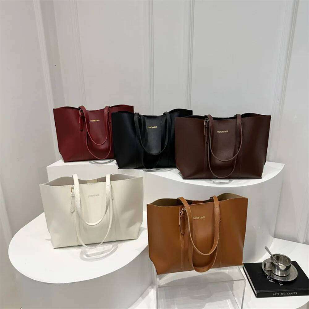 Women's Bag Large Capacity Soft Leather Tote Bags Casual Versatile Single Shoulder Handbag Mommy Handbags 2025 Autumn and Winter