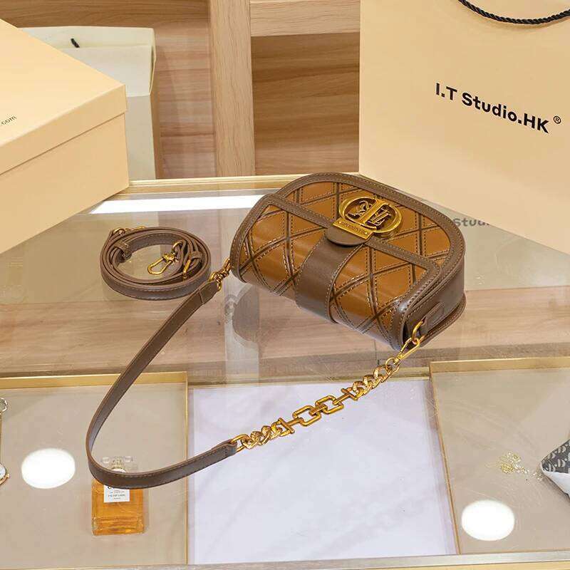 Women's shoulder designer brand genuine leather underarm for women's 2024 new high-end spring/summer crossbody small bag