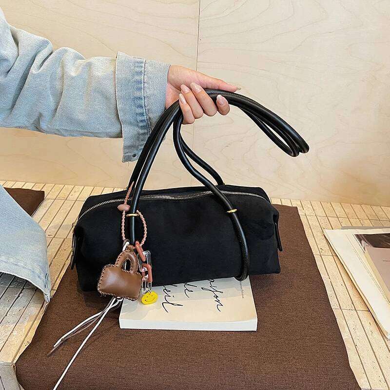 Solid Zipper Personality 2025 Autumn & Winter New Armpit for Women Stylish Design Exquisite Faux Suede Square Shoulder Bags XJ260131