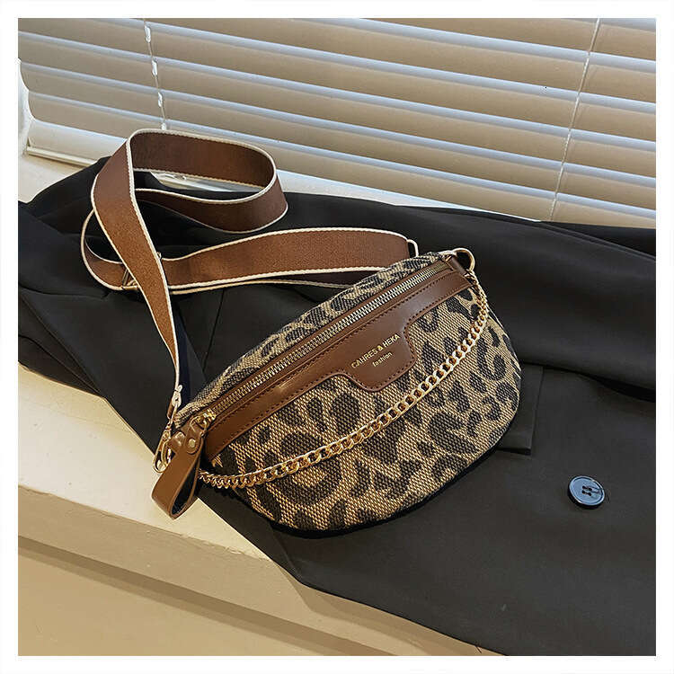 Explosive BBao Leopard Print Chest Single Shoulder for Women 2026 New Trendy Cool Retro Plaid Crossbody Waist Bag Versatile