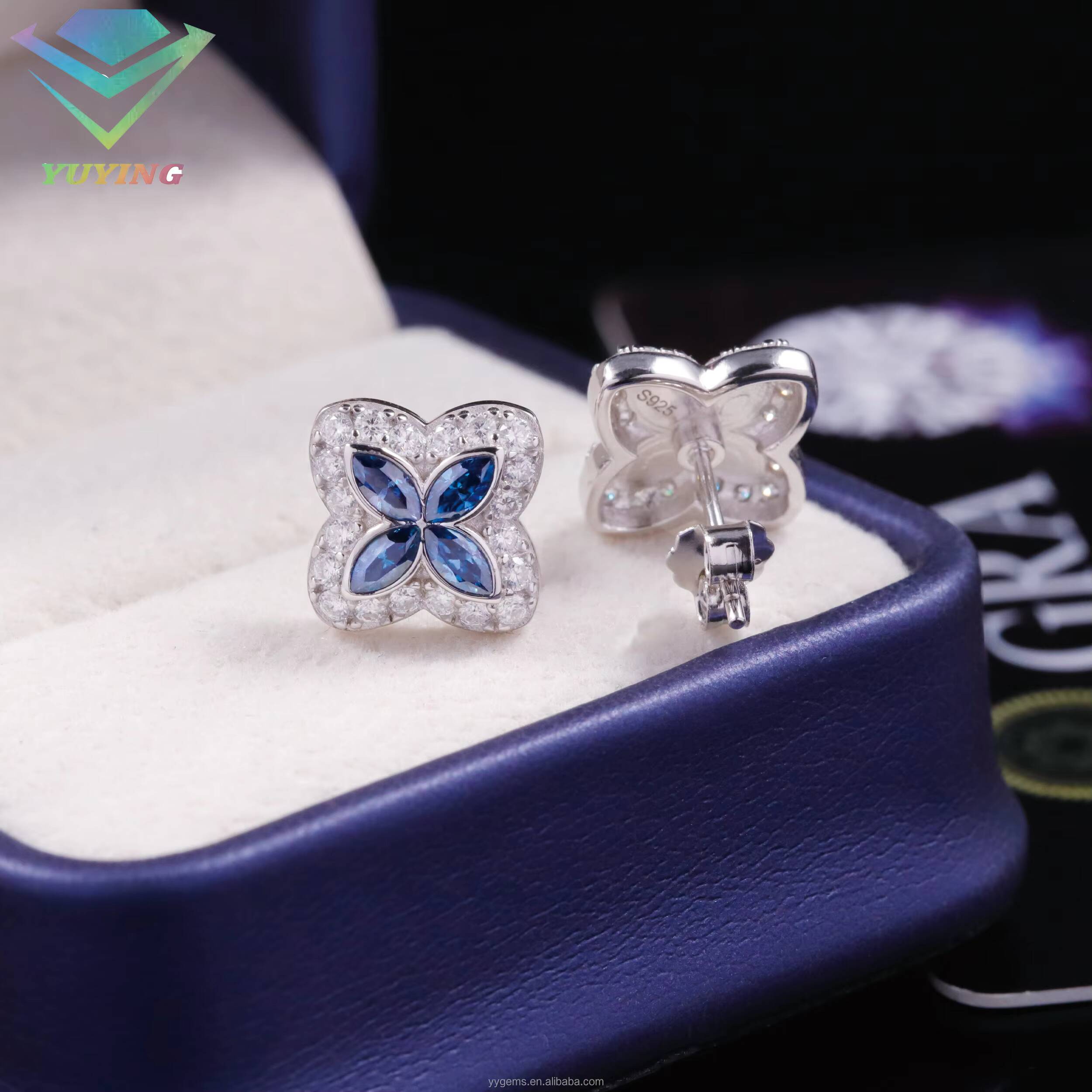 Wholesale 925 Sterling Silver Colored Earrings Jewelry Men Women Hip Hop Earrings Green Blue Moissanite Clover Stud Earrings