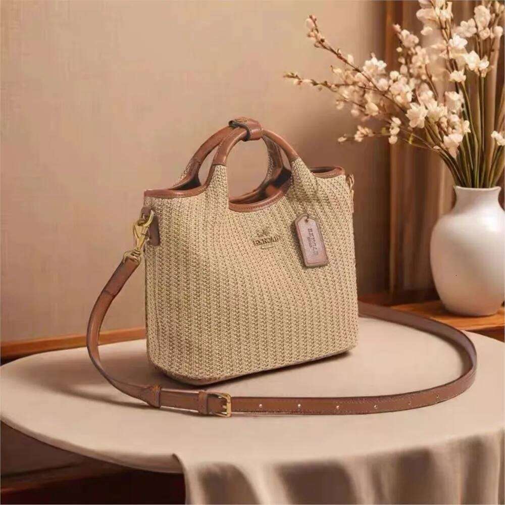 2025 Summer New Bucket Fashionable Retro Women's Versatile Large Capacity Straw Woven Bag Single Shoulder Cross
