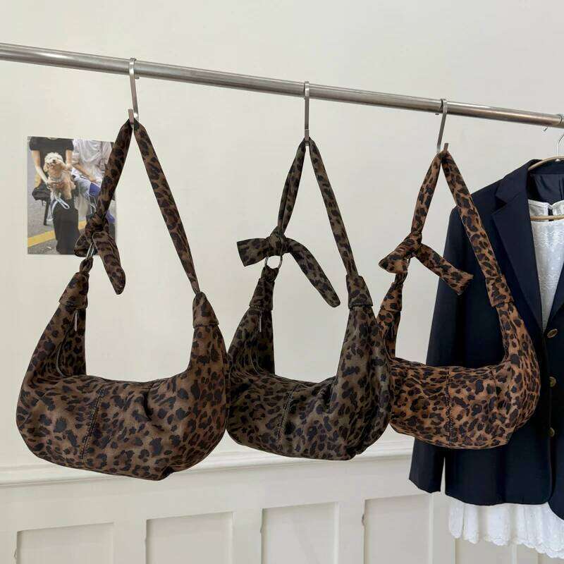 LEFTSIDE Design Large Capacity Faux Suede Shoulder Bags for Women 2025 Winter Crossbody Bag Females Luxury Handbags and Purses XJ260131