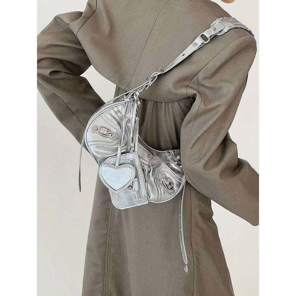 2026 Spring Hot Selling Maillard Retro Small Spicy Girl Y2K Wasteland Style Vintage Leather Shoulder Armpit Bag