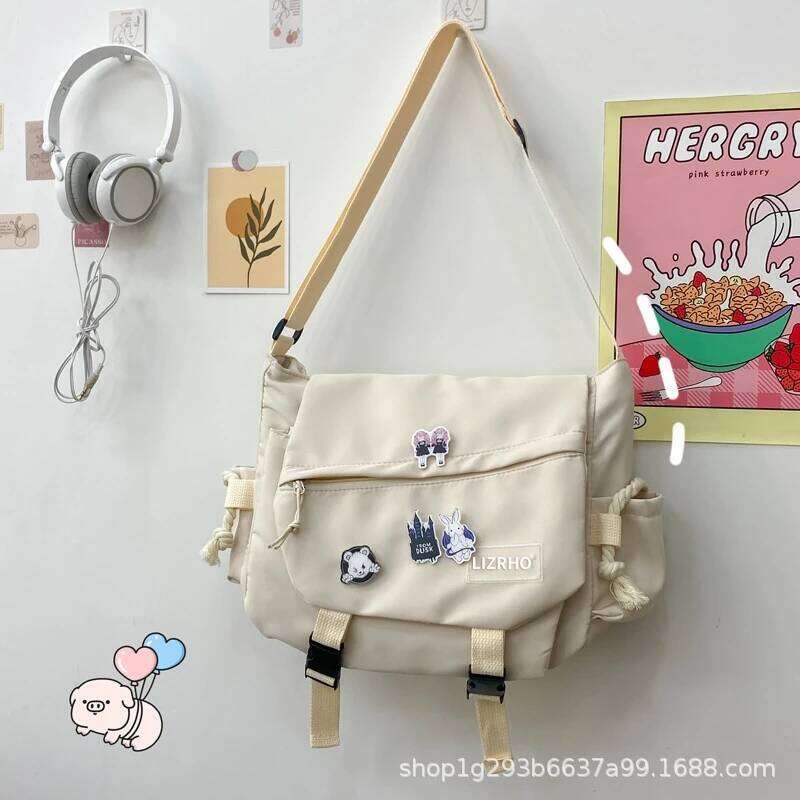 Tide Hundred Japanese Style Male College Students Riding Large Capacity Crossbody Women Class Commuter Bag Random Cute Badge