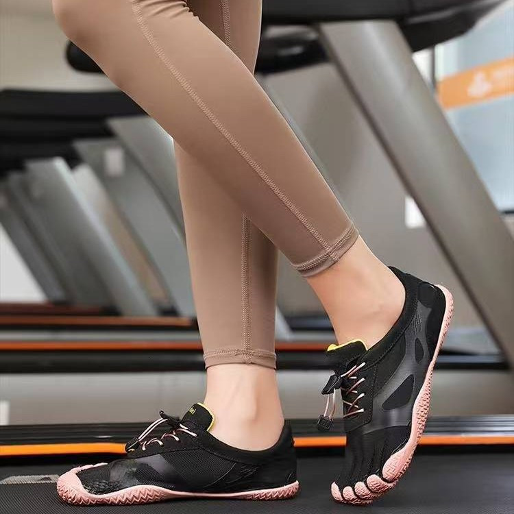 Men's and women's five toed shoes indoor soft soled yoga Pilates barefoot dance shoes fitness sports shoes split toe shoes casual shoes spor