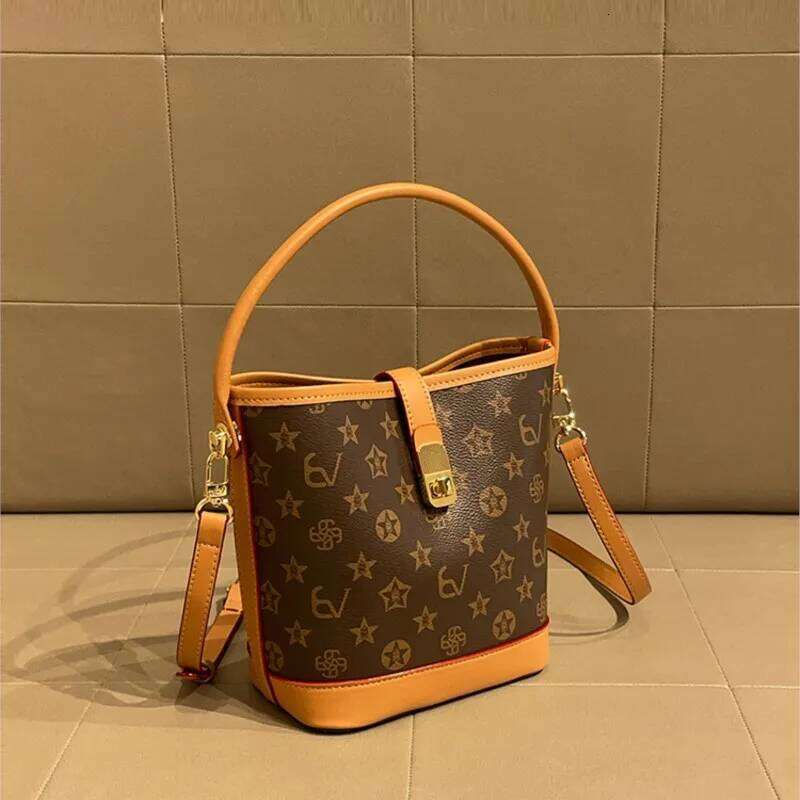 Light luxury brand women's bucket 2024 new high-end feeling autumn and winter fashion designer handbag crossbody bag