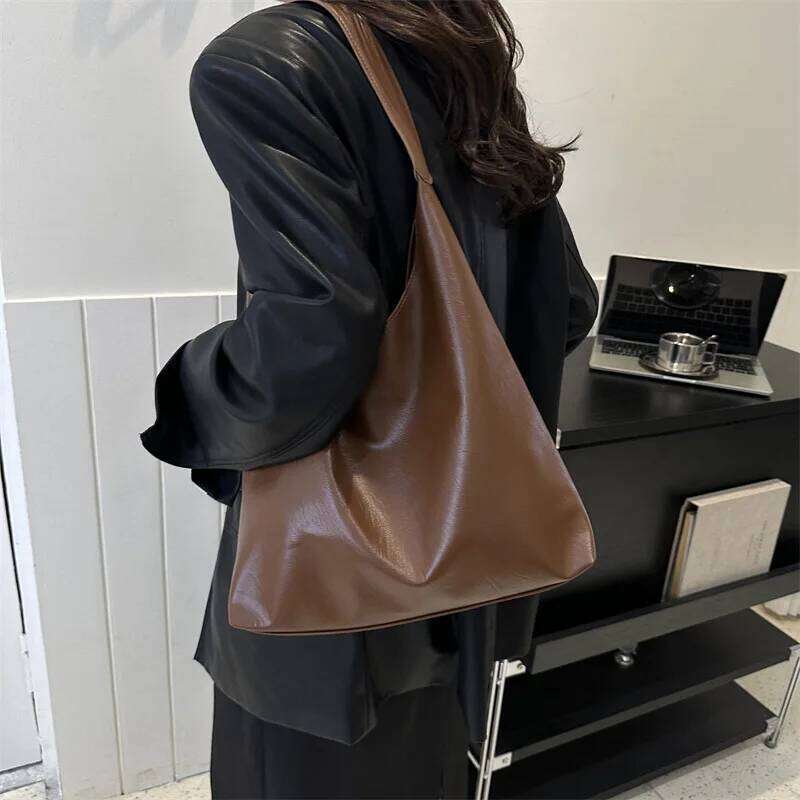 Large Capacity Fashion Texture PU Commuter for Women 2025 Summer New Versatile Single Shoulder Underarm Tote Bag XJ260131