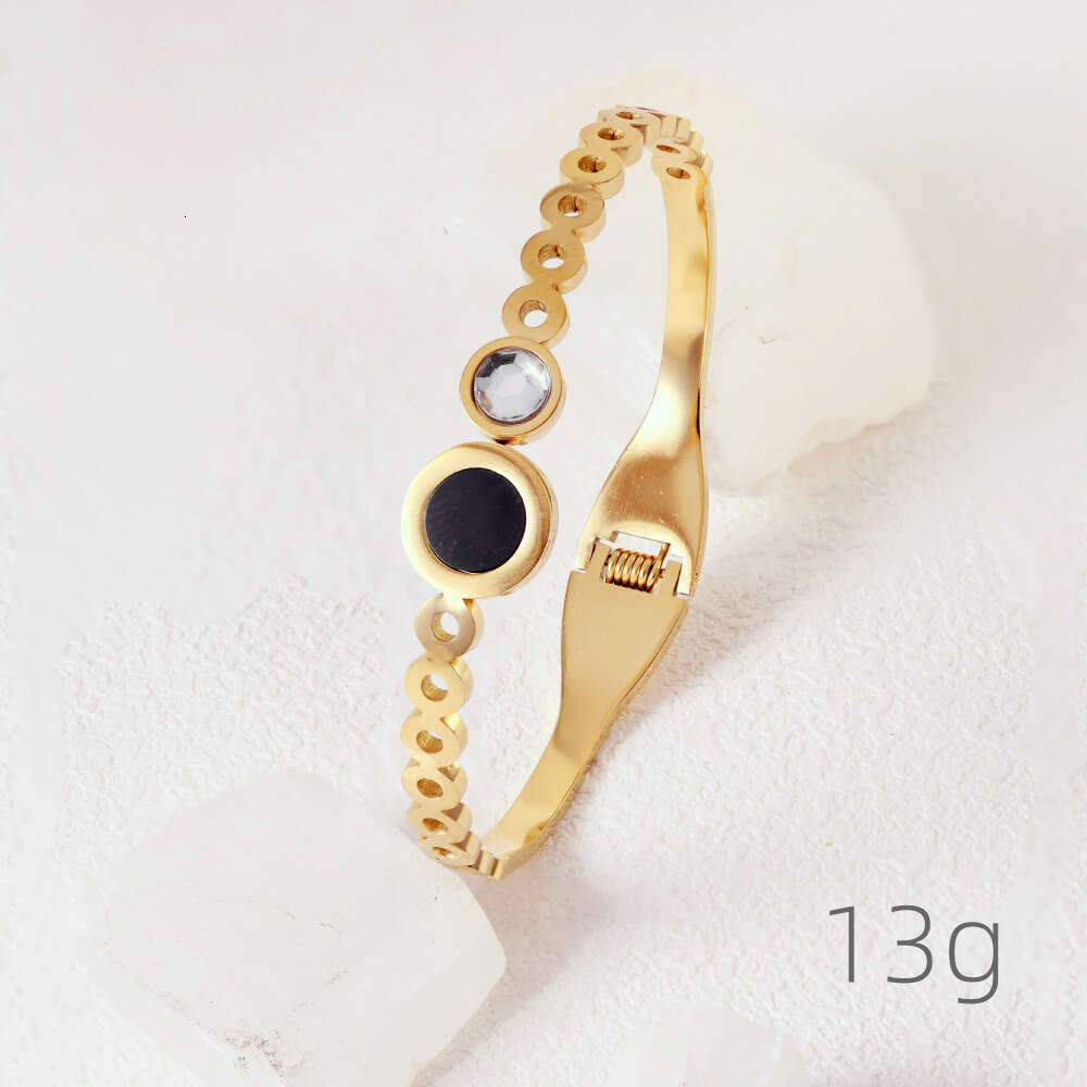 Cross-Border Wholesale Gold-Plated 18K Gold High-End Women's Non-Fading Jewelry Watch Stainless Titanium Steel Bracelet