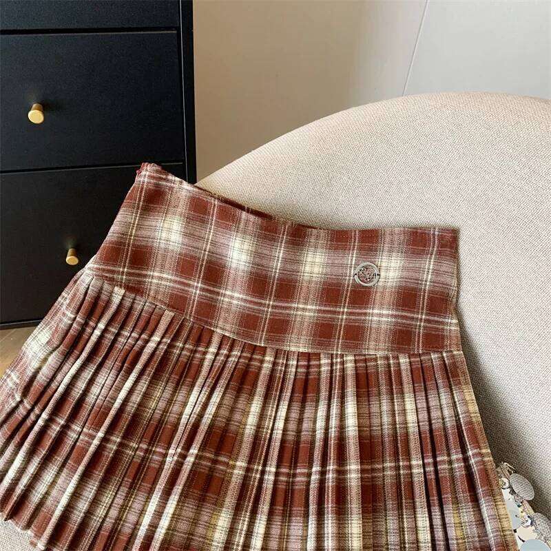 Vintage Brown Plaid Preppy Style Spring Summer Women A-line Short Pleated Y2k Red Patchwork High Waist Mini Skirt Harajuku XJ260131