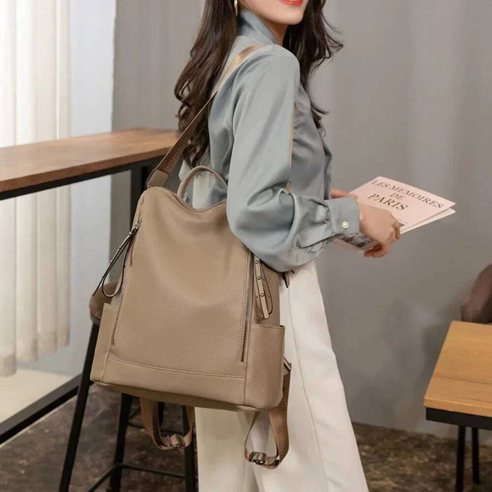 Genuine Leather Brand Backpack For Women 2023 New Fashion Travel Bagpack High Quality School Bags Casual Lides Shoulder Bag Sac