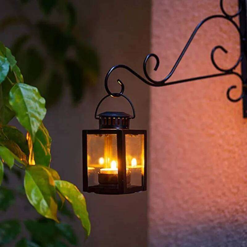 1PC Retro Romantic Lantern Stand Metal Wedding Outdoor Garden Tea Light Creative Hand-held Iron Candle Holder Home Decor Y260131