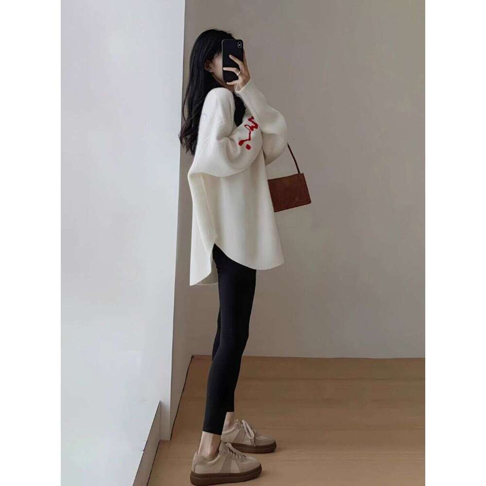 De Rong Base Shirt For Women Plus Size Loose Mid-Length Covering Buttocks Top Spring Autumn Winter Brushed Thickened Long Sleeve T-Shirt