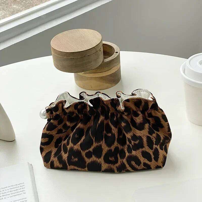 Large Capacity Stylish Multifunctional Portable Cosmetic Bag Leopard Print Storage Make Up Organizer