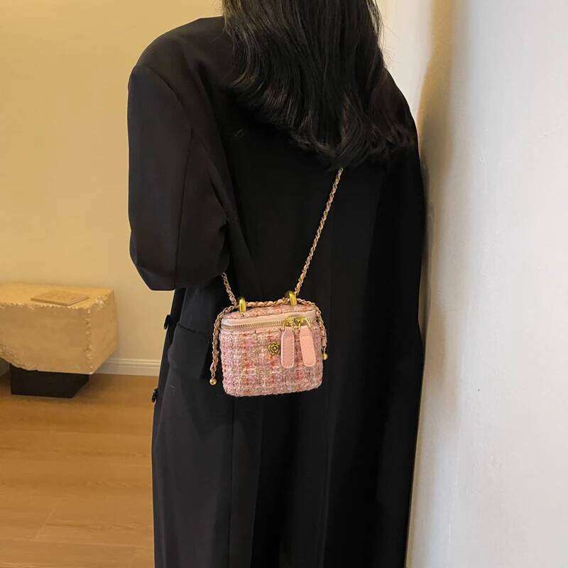 Elegant Classic Leather Handbag For Ladies - With Inner Compartments High Quality By Famous Designer Brand XJ260131