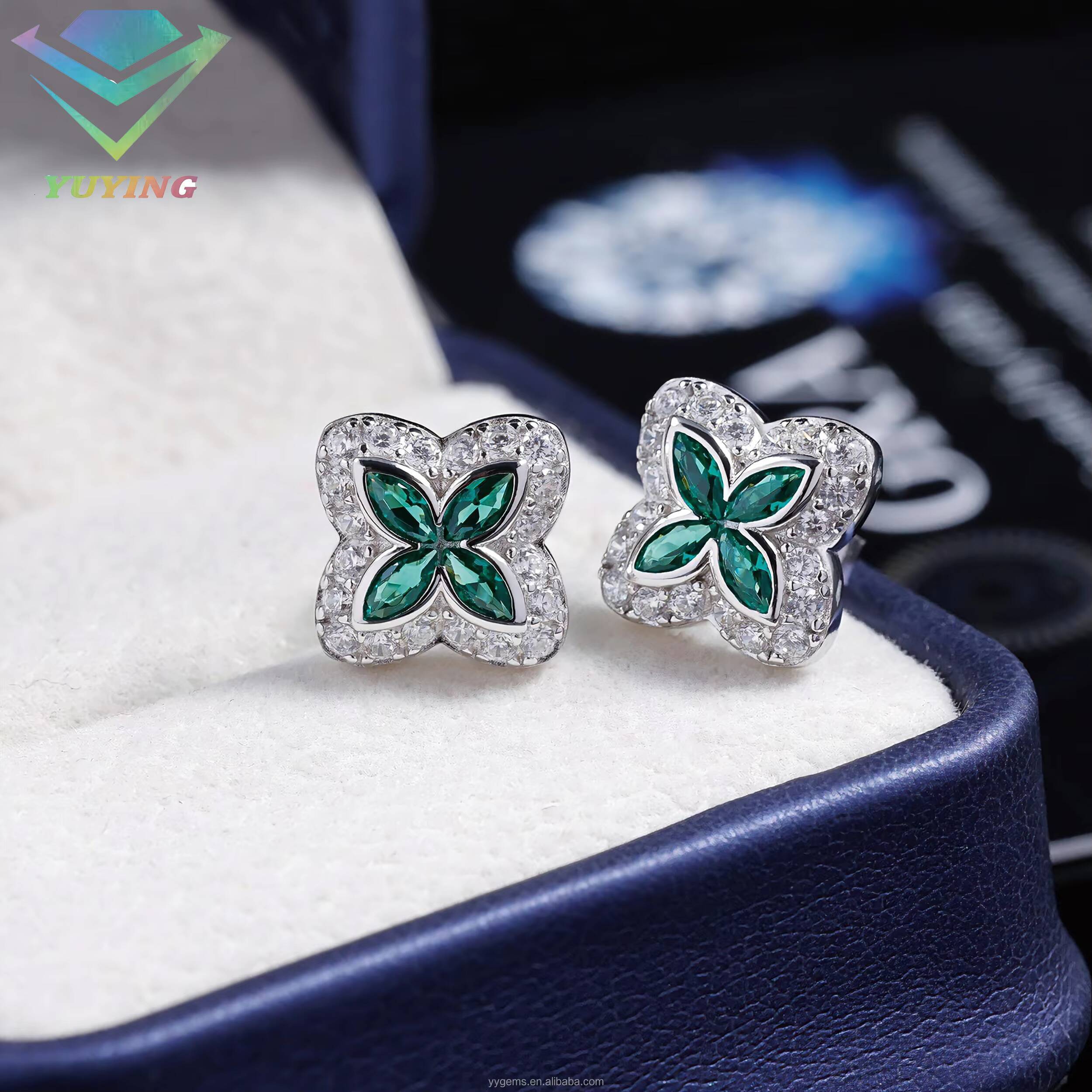 Wholesale 925 Sterling Silver Colored Earrings Jewelry Men Women Hip Hop Earrings Green Blue Moissanite Clover Stud Earrings