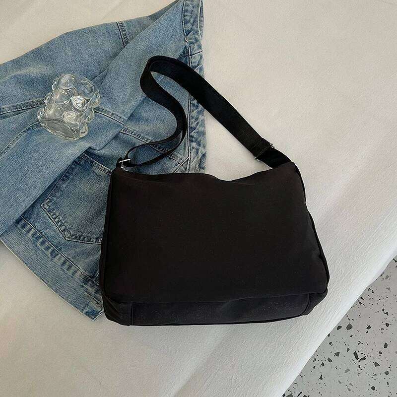 Japanese-style Harajuku version of the Korean-style cute and versatile college student schoolbag. Trendy large-capacity canvas c