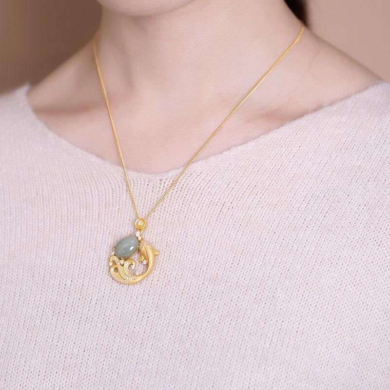 Gold-Plated Jade Pendant with Fish Design, Classical Style, Exquisite and Delicate, Suitable for Women - view 3