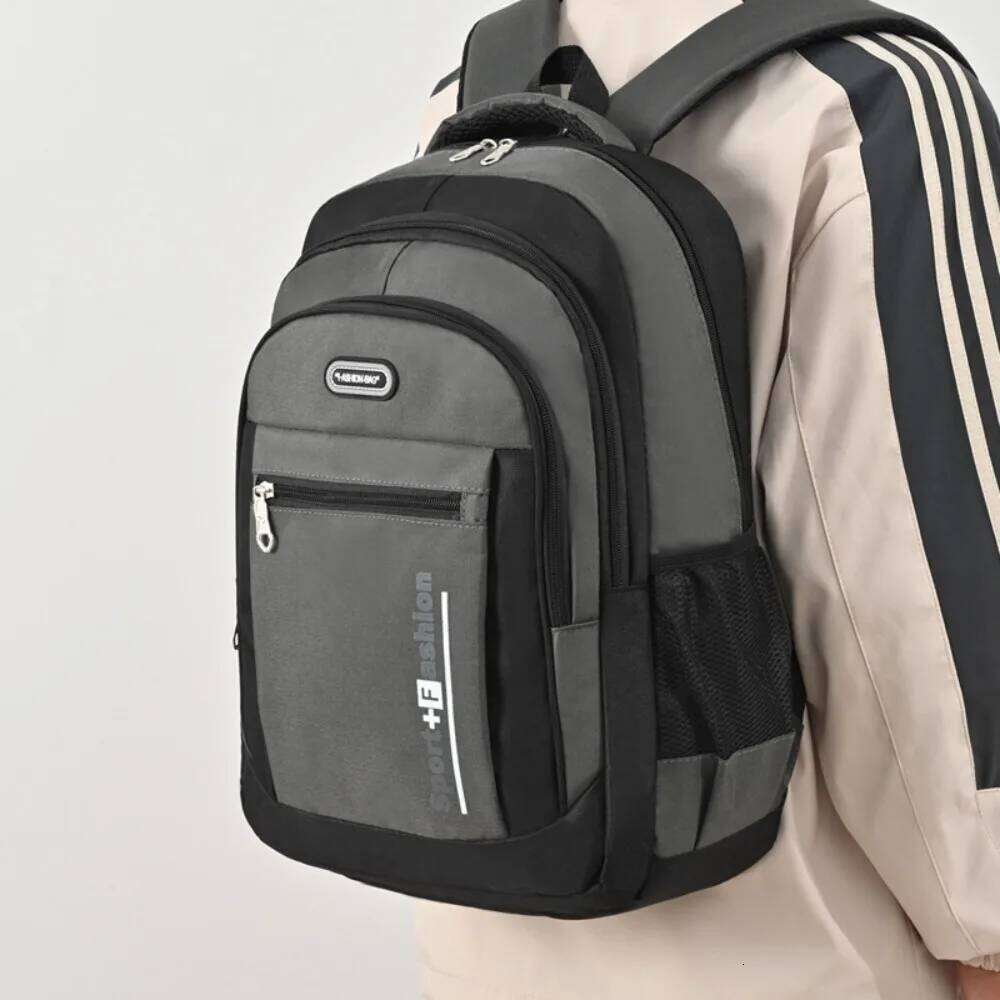 Men's Women's Fashionable, Versatile, Simple Spacious Backpacks, Dual-shoulder Travel Bags, Lightweight and Portable