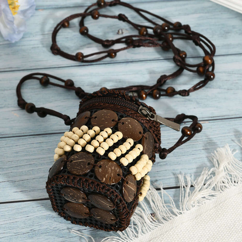 Women's Folk Small Wallet Crossbody Coconut Shell Beaded Woven Bag
