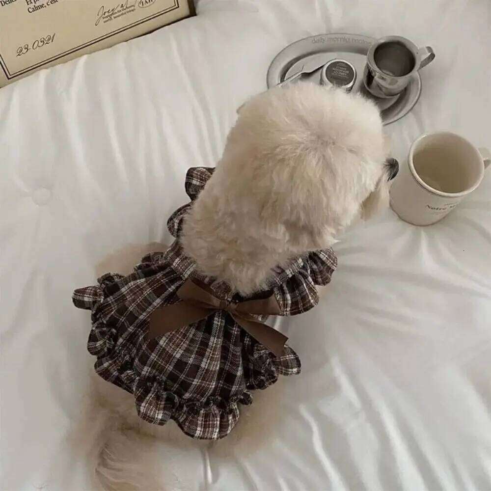 Fashion Retro Plaid Strap Skirt Breathable Soft Dog Vest Dresses Thin Design Flying Sleeve Pet Clothes For Puppy Kittens H260129