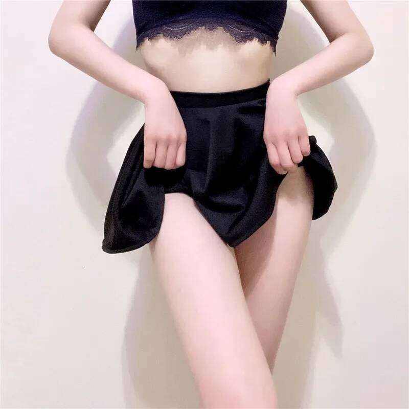 Lady Mini Outdoor Sexy Sweet Harajuku Girls Dance Short Skirt Street Wear High Waist Big Hem Flared Pleated Women Skirts XJ260131