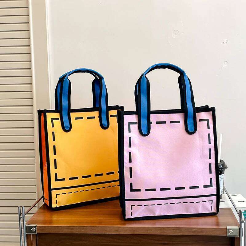 Two-dimensional cartoon anime girl canvas girls; light and capacious make-up bag for tutoring.