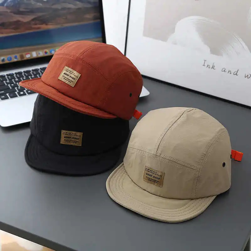 Breathable shortbrim baseball cap for men and women versatile soft top hiphop brim trendy hat 260120