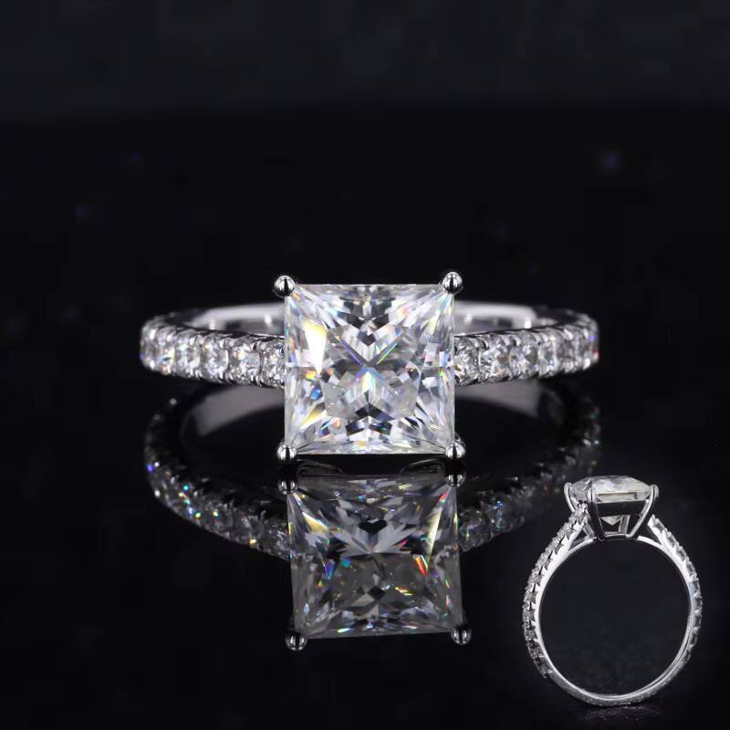 Starsgem Au750 18k Solid White Gold Princess Cut DEF Color Moissanite Fashion Ring Jewelry for Engagement