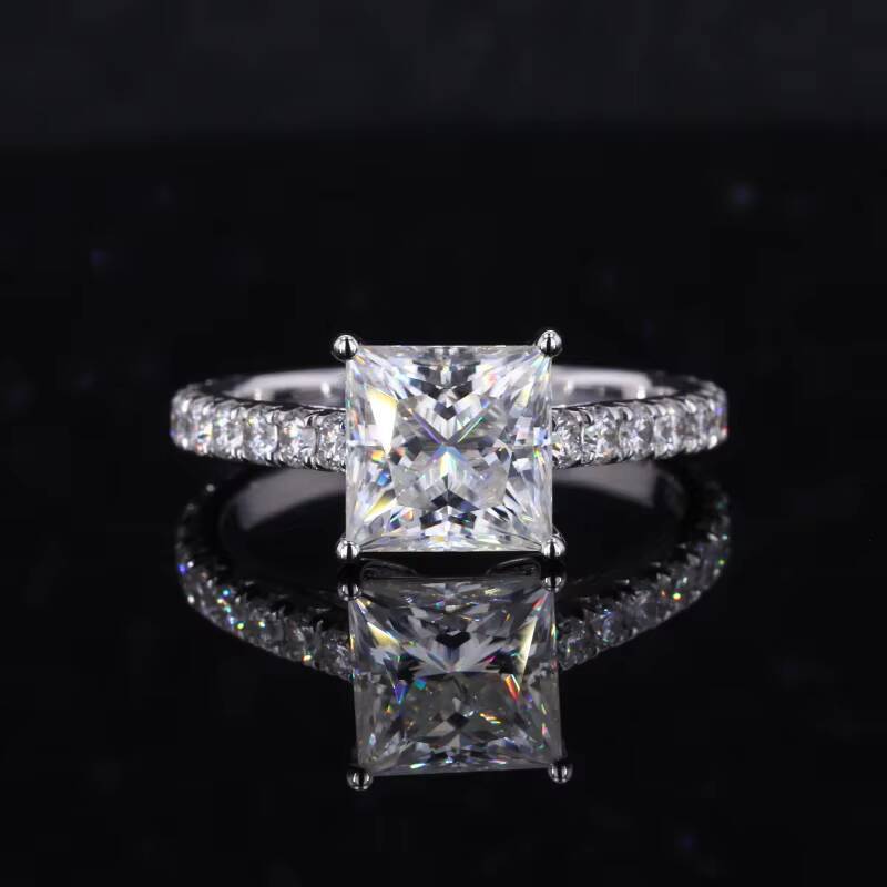Starsgem Au750 18k Solid White Gold Princess Cut DEF Color Moissanite Fashion Ring Jewelry for Engagement